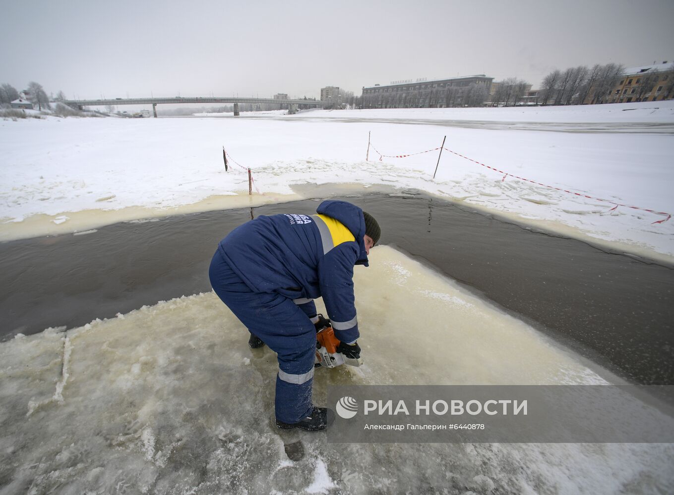 Подготовка крещенских купелей в регионах России