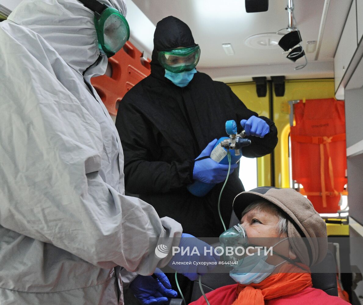 Работа скорой помощи с больными коронавирусом в Тамбове