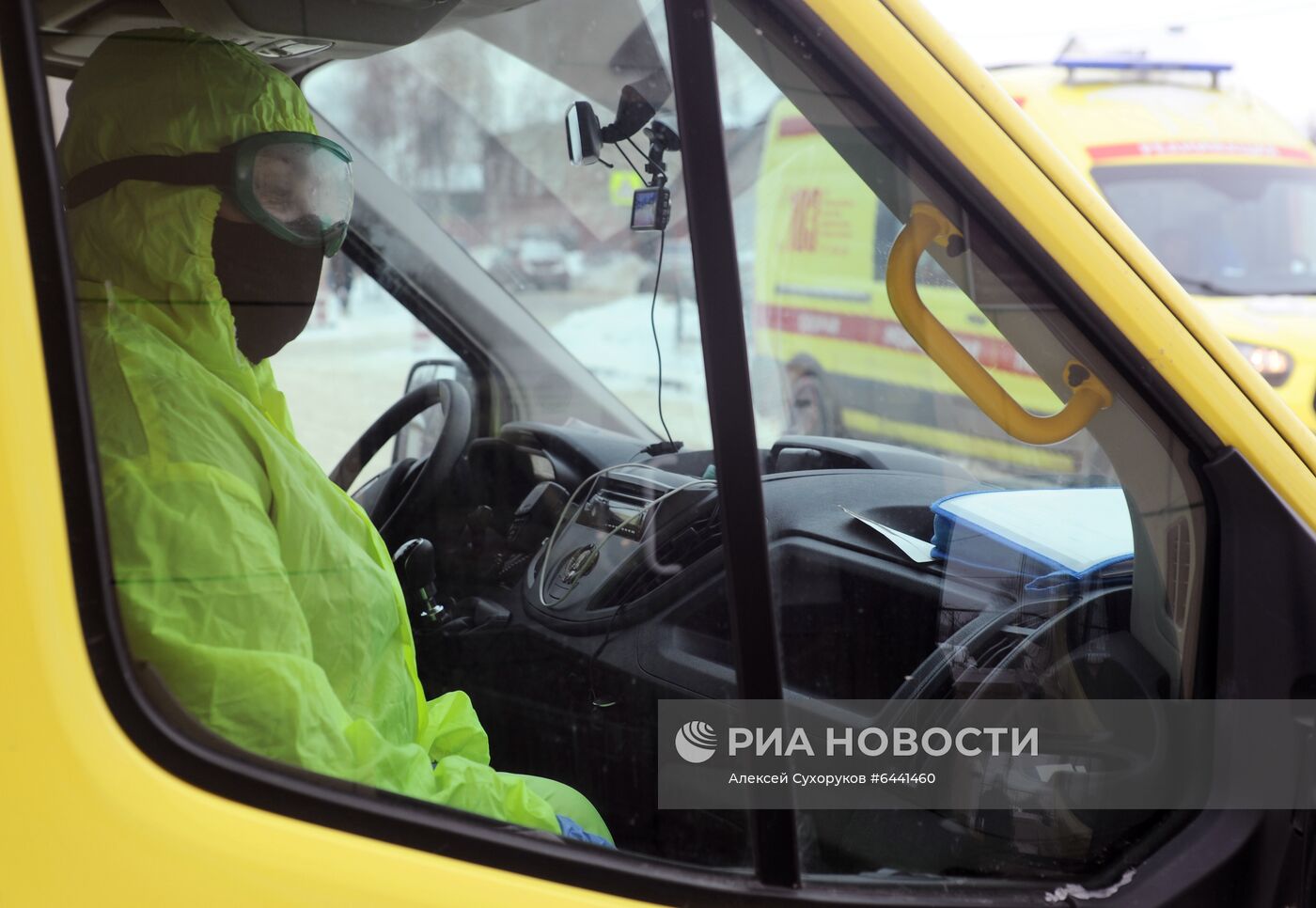 Работа скорой помощи с больными коронавирусом в Тамбове