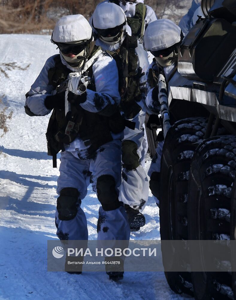 Тактико-специальные занятия инженерно-саперного полка ВВО в Приморье