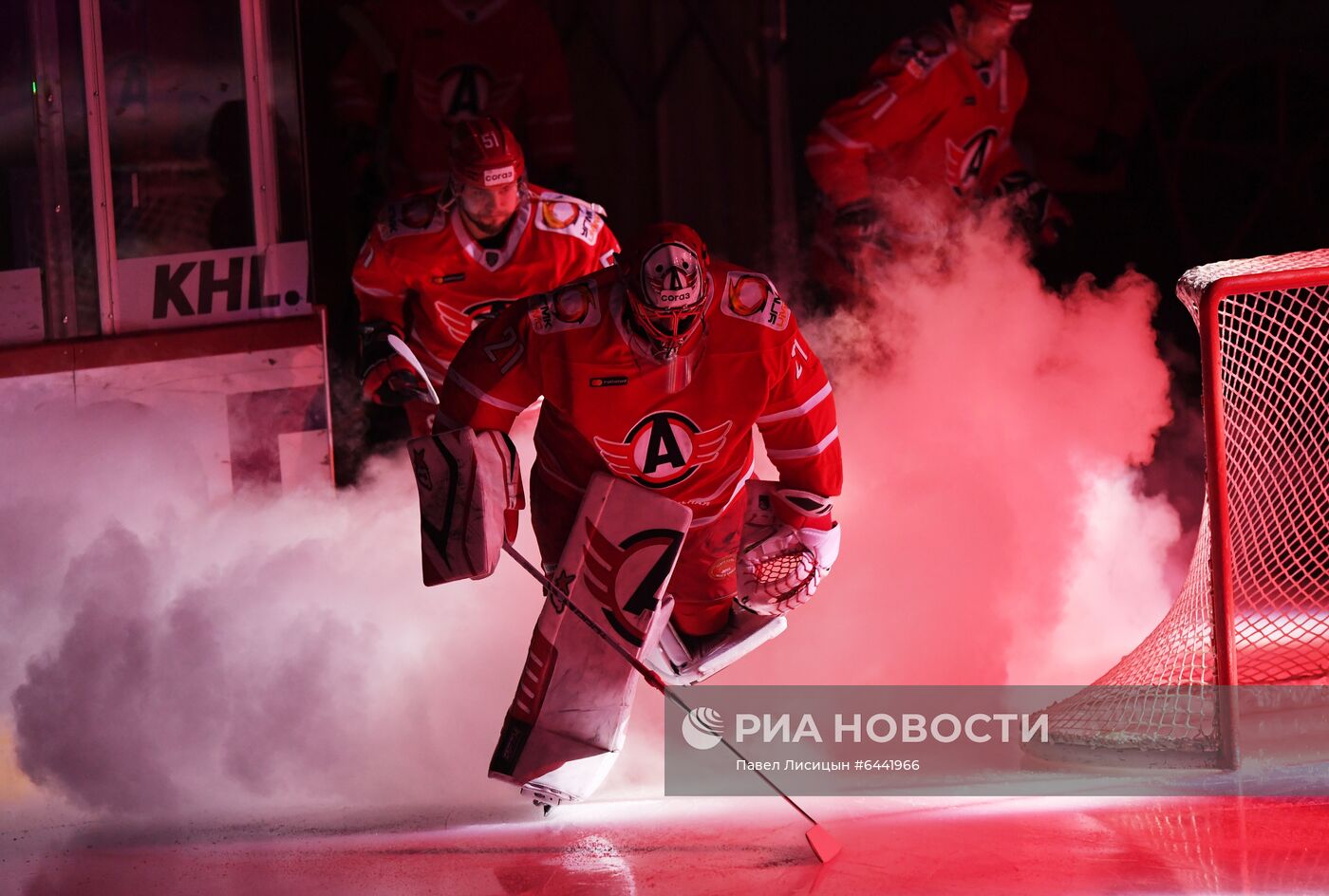 Хоккей. КХЛ. Матч "Автомоболист" — СКА
