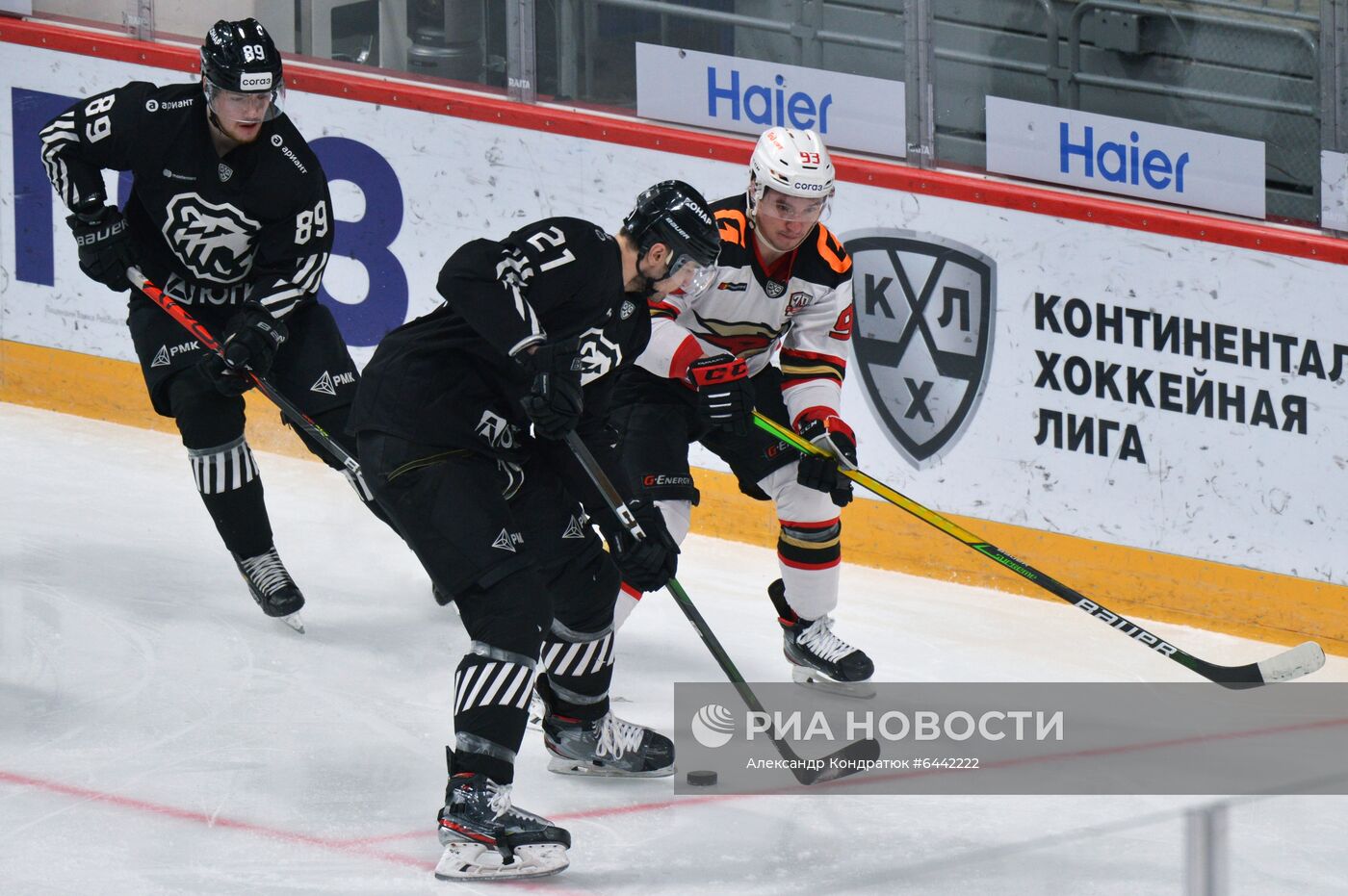 Хоккей. КХЛ. Матч "Трактор" – "Авангард"