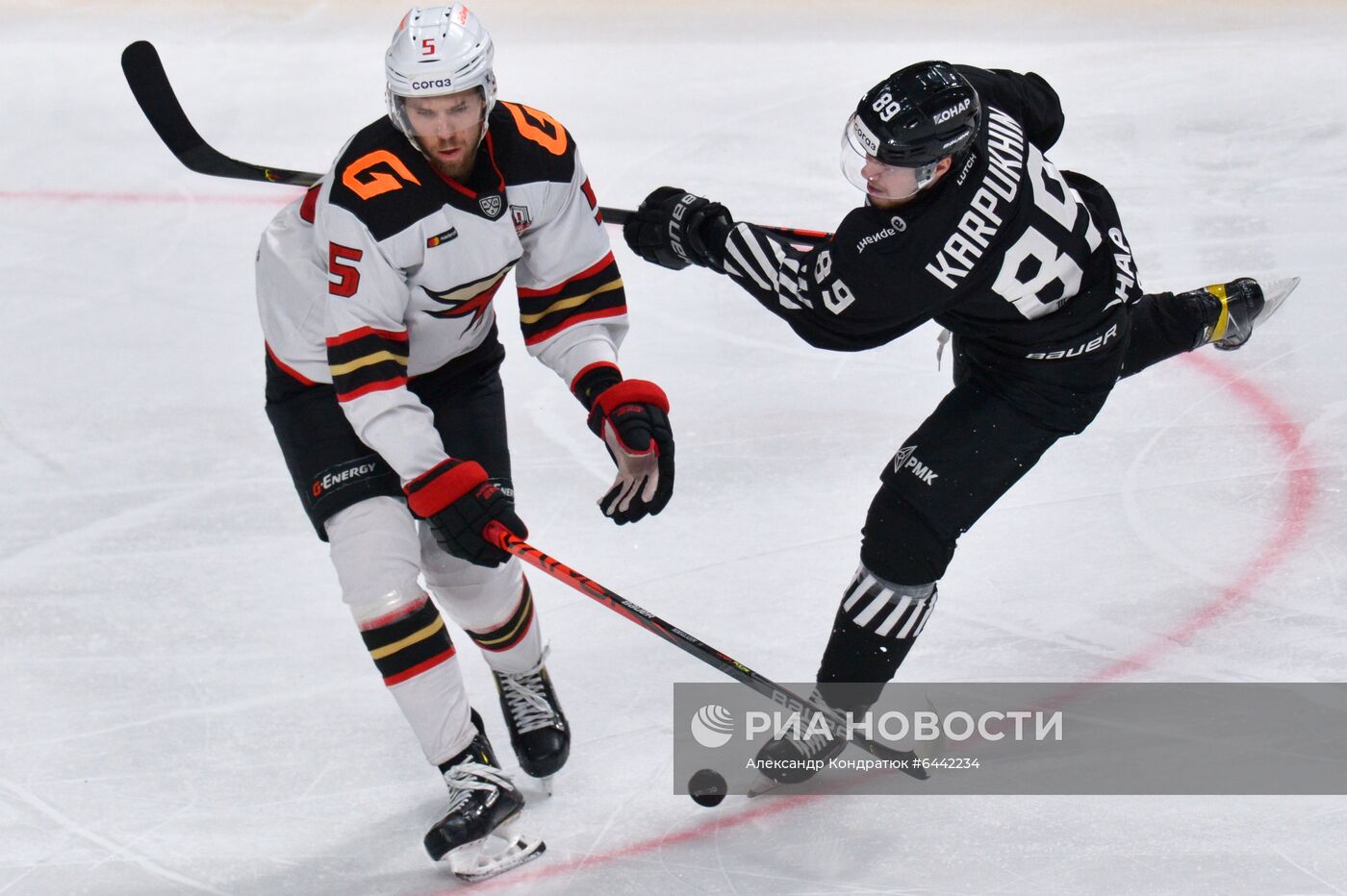 Хоккей. КХЛ. Матч "Трактор" – "Авангард"