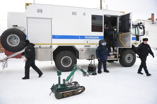 Демонстрация образцов оружия и техники подразделений инженерных войск Росгвардии