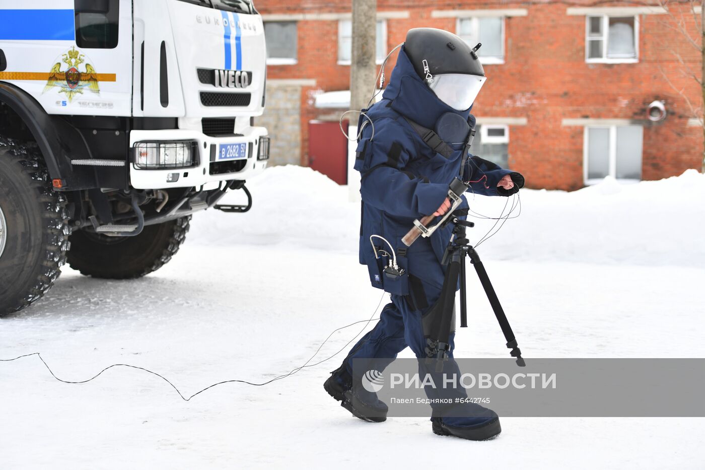 Демонстрация образцов оружия и техники подразделений инженерных войск Росгвардии