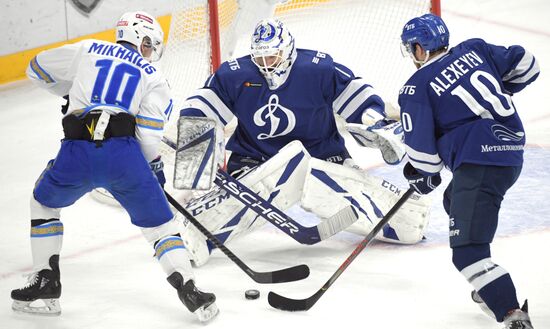 Хоккей. КХЛ. Матч "Динамо" (Москва) - "Барыс"