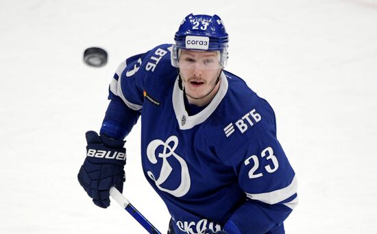 Хоккей. КХЛ. Матч "Динамо" (Москва) - "Барыс"