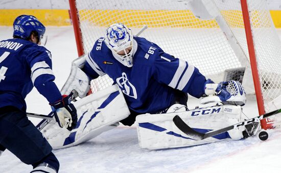 Хоккей. КХЛ. Матч "Динамо" (Москва) - "Барыс"