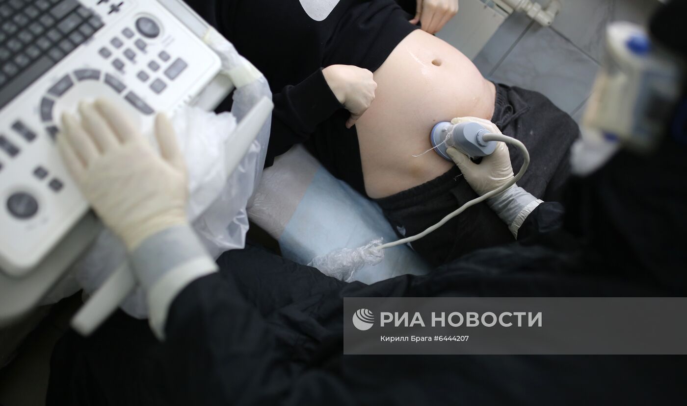 Рождение ребенка в "красной зоне" городской больницы Волгограда