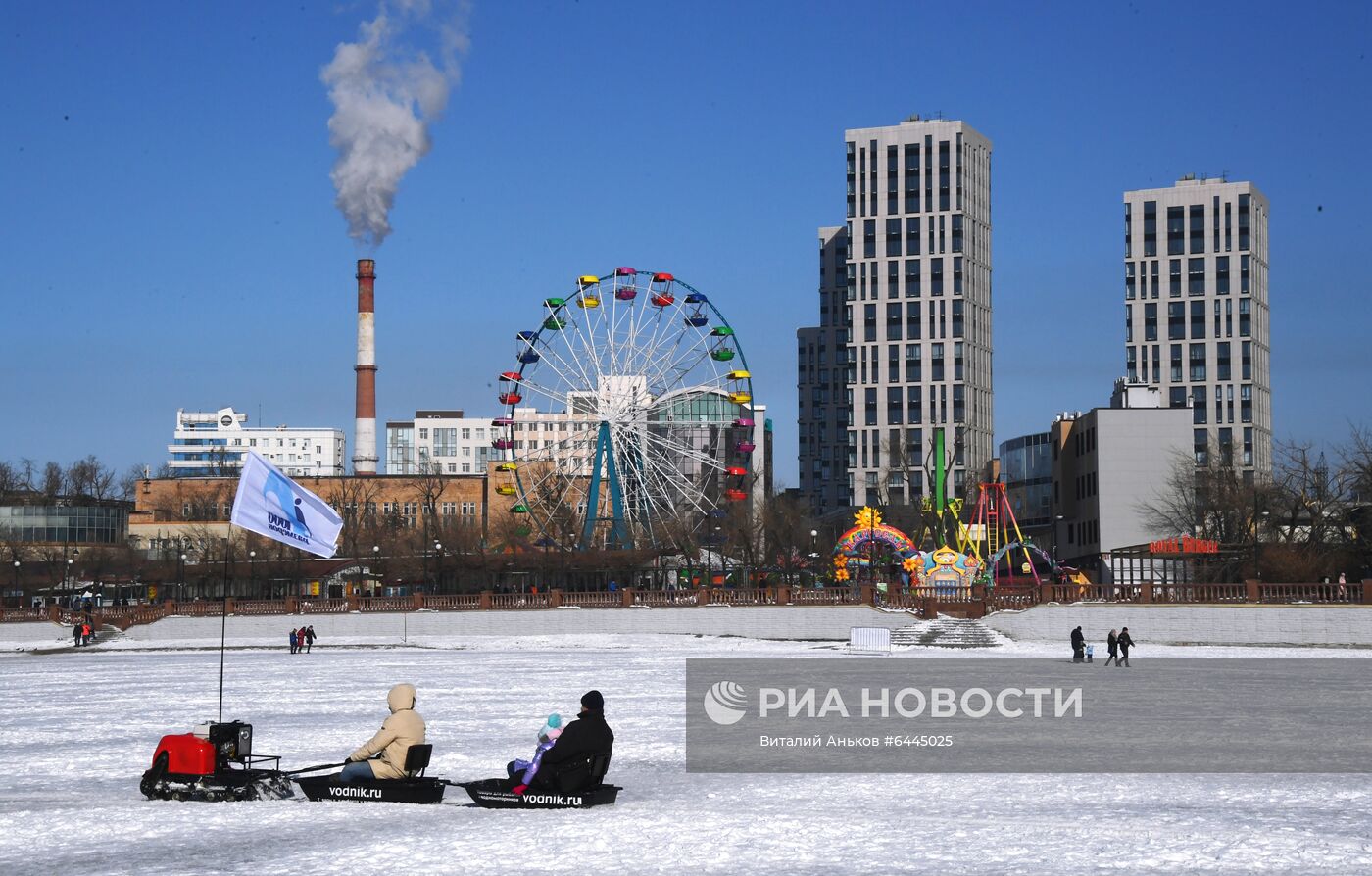 Фестиваль подледного лова рыбы "Народная рыбалка" и гастрономический "Фестиваль корюшки" во Владивостоке