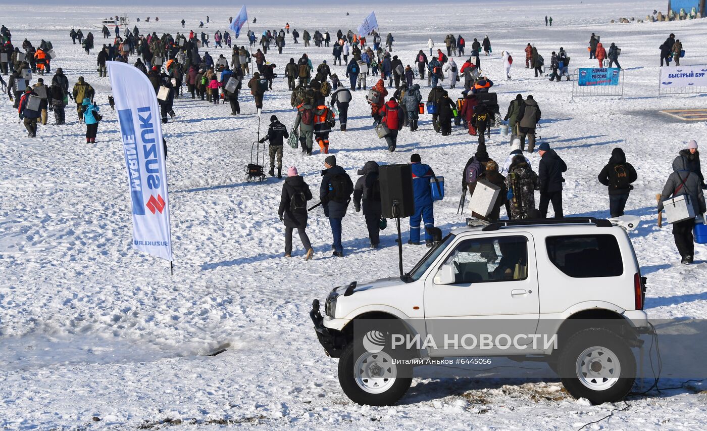 Фестиваль подледного лова рыбы "Народная рыбалка" и гастрономический "Фестиваль корюшки" во Владивостоке