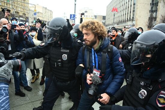 Несанкционированные акции сторонников А. Навального