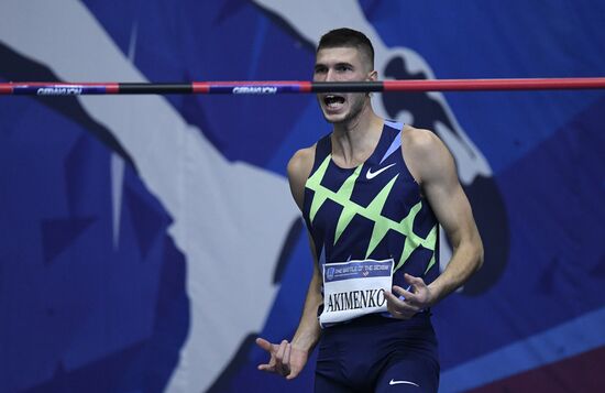 Соревнования по прыжкам в высоту "Битва полов"