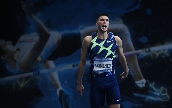 Соревнования по прыжкам в высоту "Битва полов"