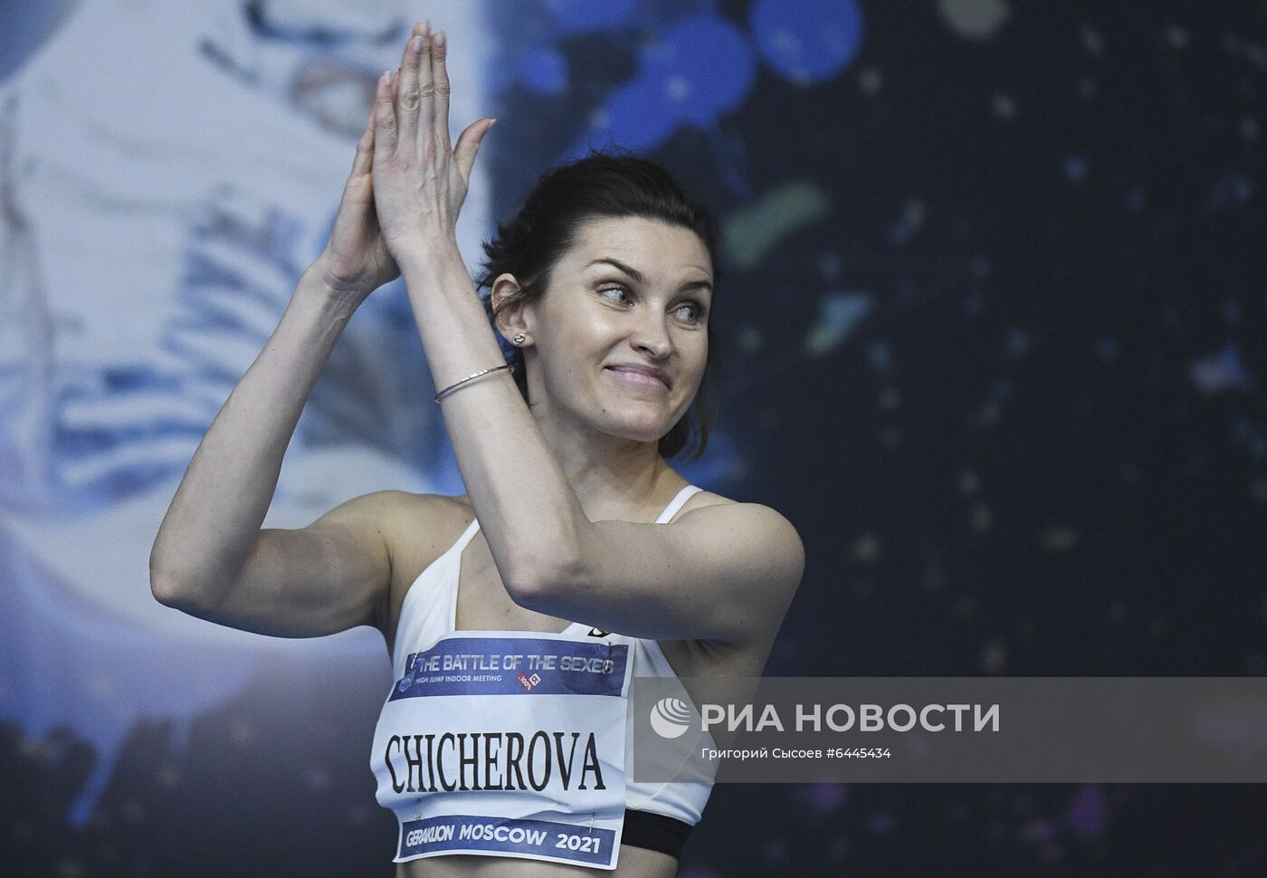 Соревнования по прыжкам в высоту "Битва полов"