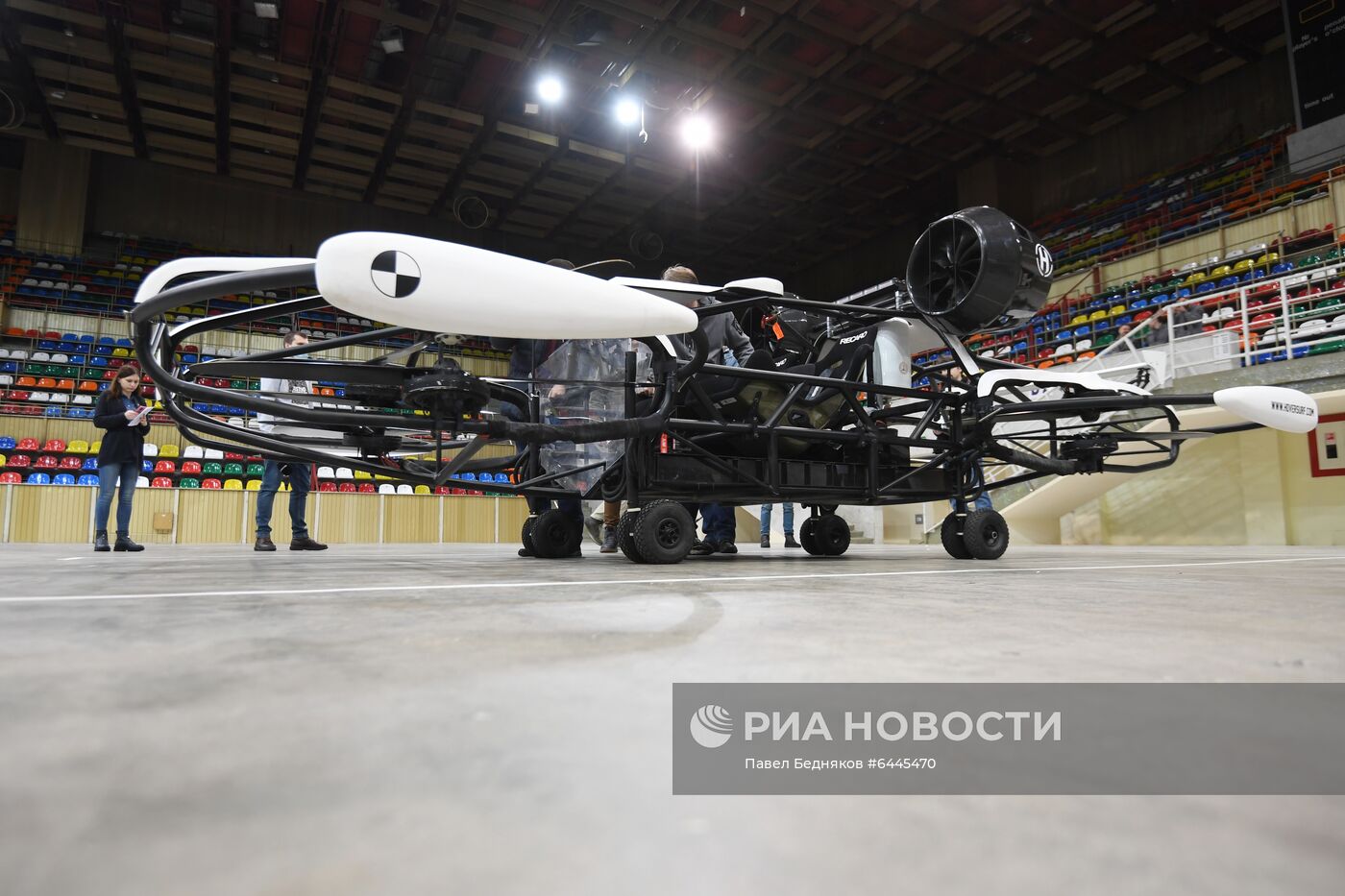 В Москве начали испытания дрона-такси