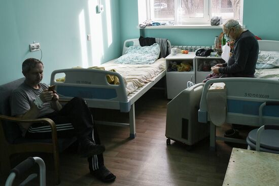 Отделение для больных коронавирусом в роддоме Симферополя