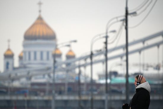 Теплая погода в Москве