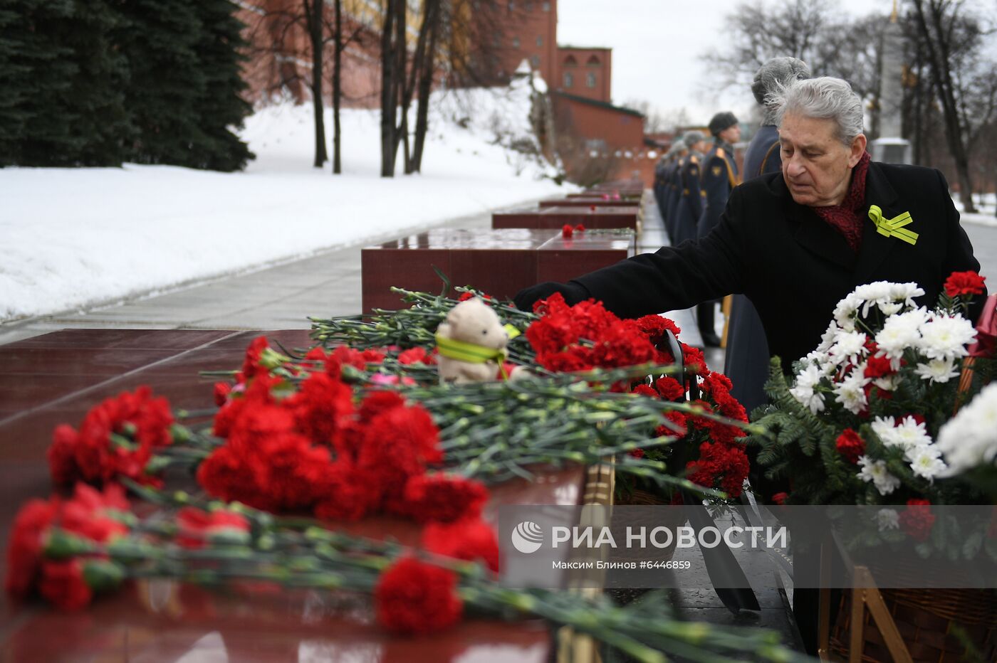 Возложение венков по случаю 77-летия снятия блокады Ленинграда