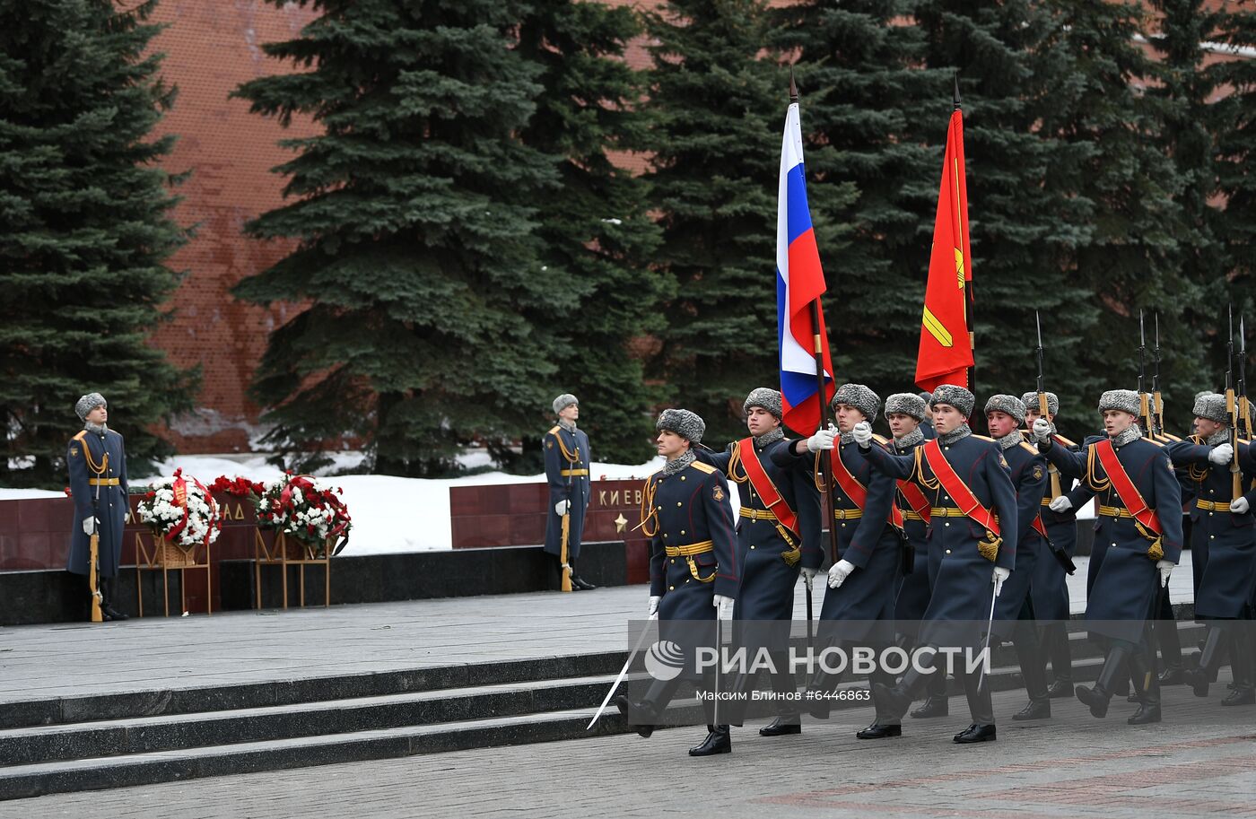 Возложение венков по случаю 77-летия снятия блокады Ленинграда