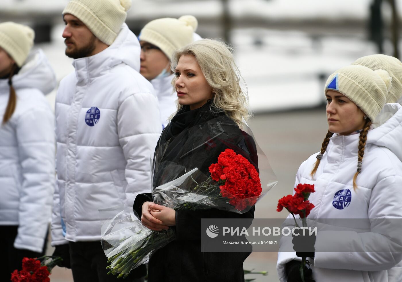 Возложение венков по случаю 77-летия снятия блокады Ленинграда