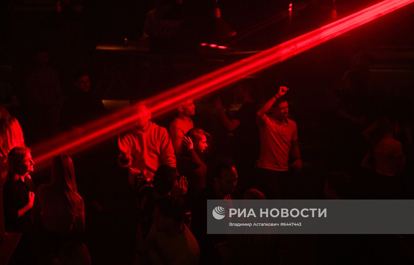 Клубы Москвы возобновили работу после снятия ограничений
