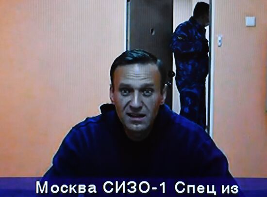 Рассмотрение жалобы на арест А. Навального