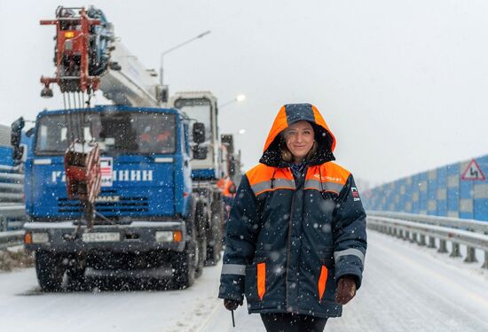 Мэр Москвы С. Собянин открыл путепровод через МЖД у станции "Жаворонки"