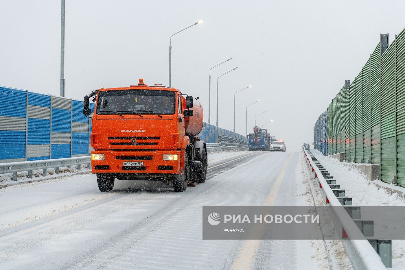 Мэр Москвы С. Собянин открыл путепровод через МЖД у станции "Жаворонки"