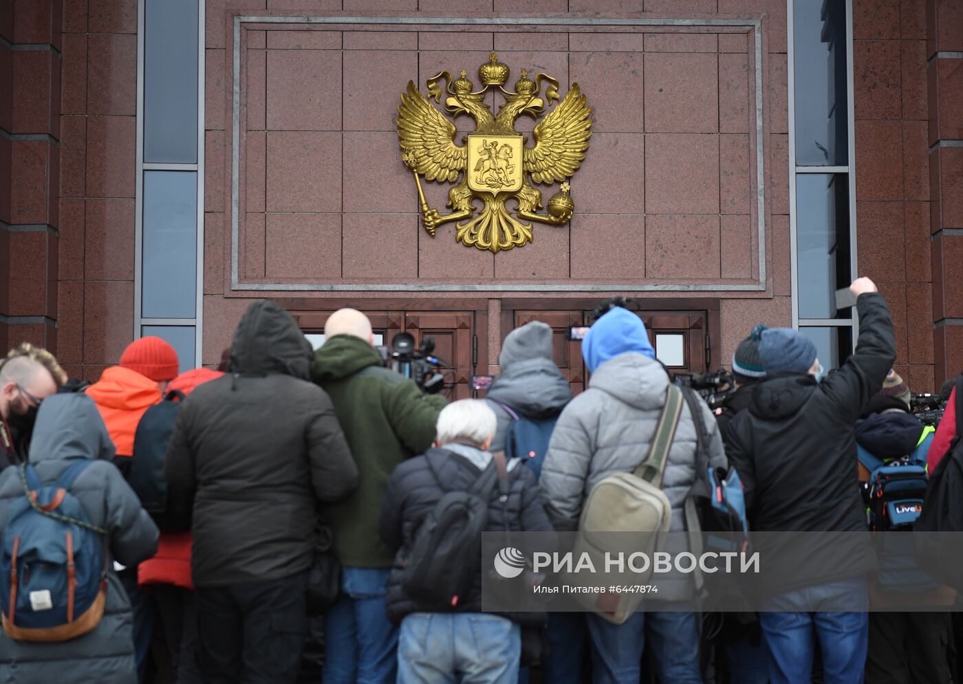 Рассмотрение жалобы на арест А. Навального