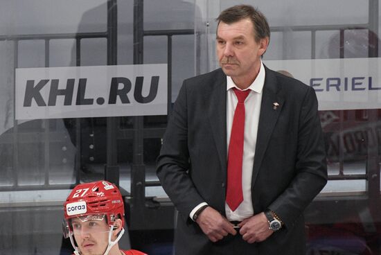 Хоккей. КХЛ. Матч "Спартак" - "Металлург"