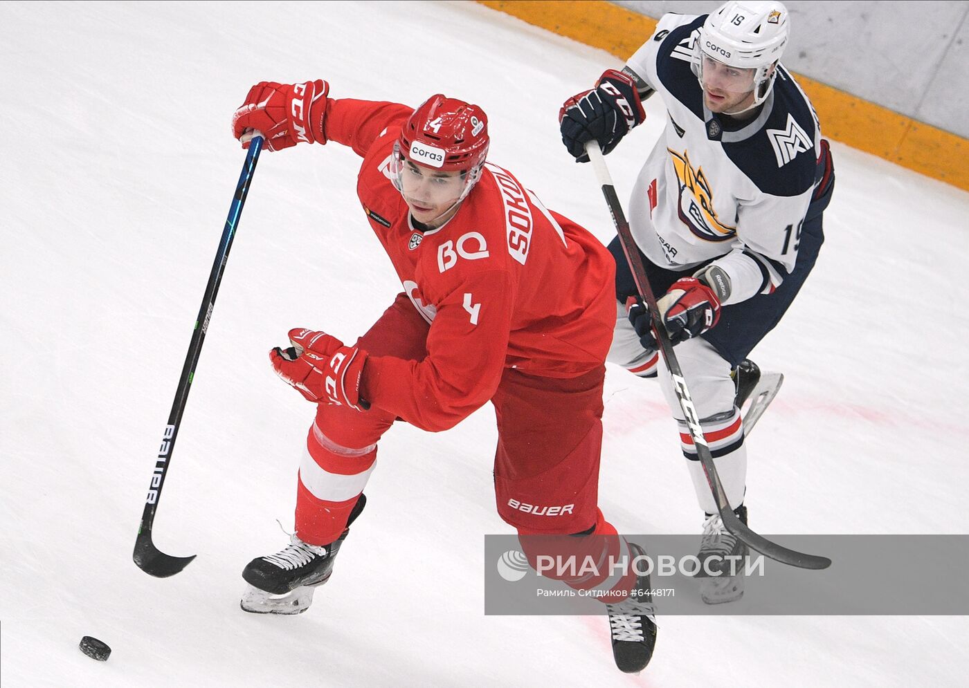 Хоккей. КХЛ. Матч "Спартак" - "Металлург"