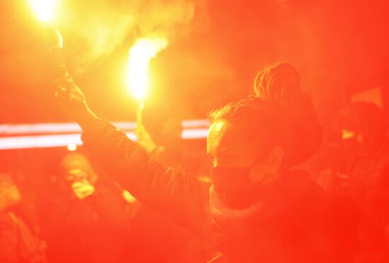 Акция против запрета абортов в Варшаве