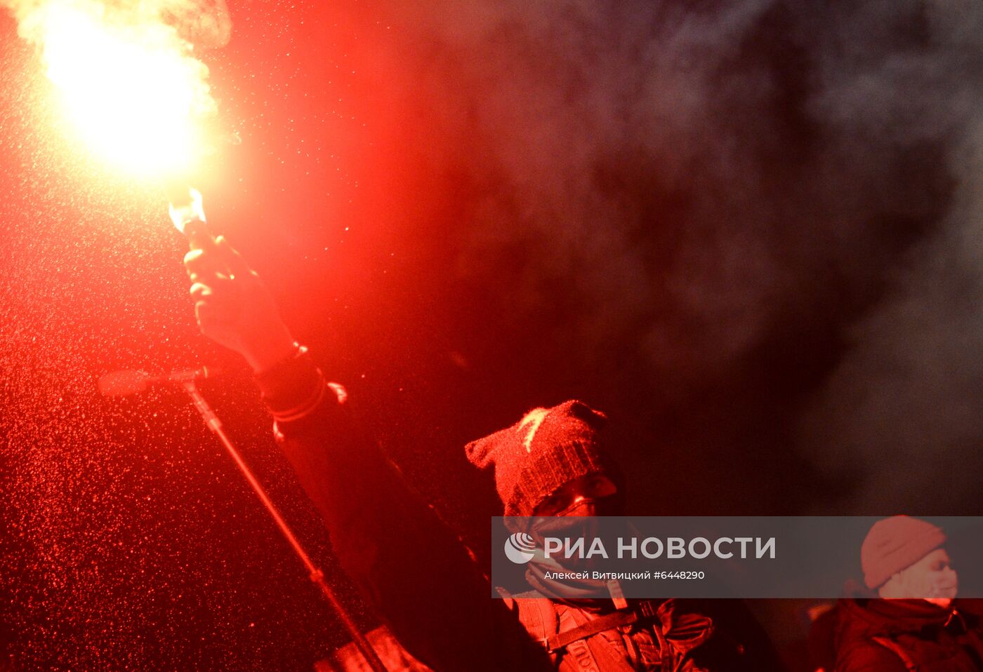 Акция против запрета абортов в Варшаве