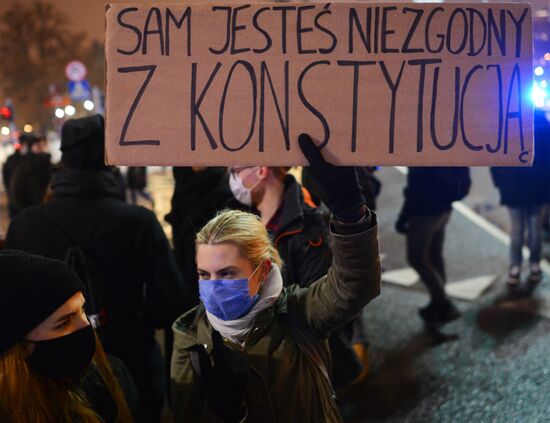 Акция против запрета абортов в Варшаве