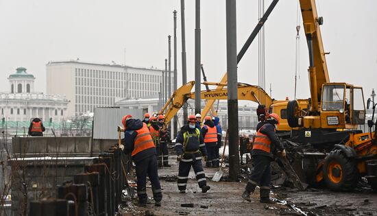 Реставрация Большого Каменного моста