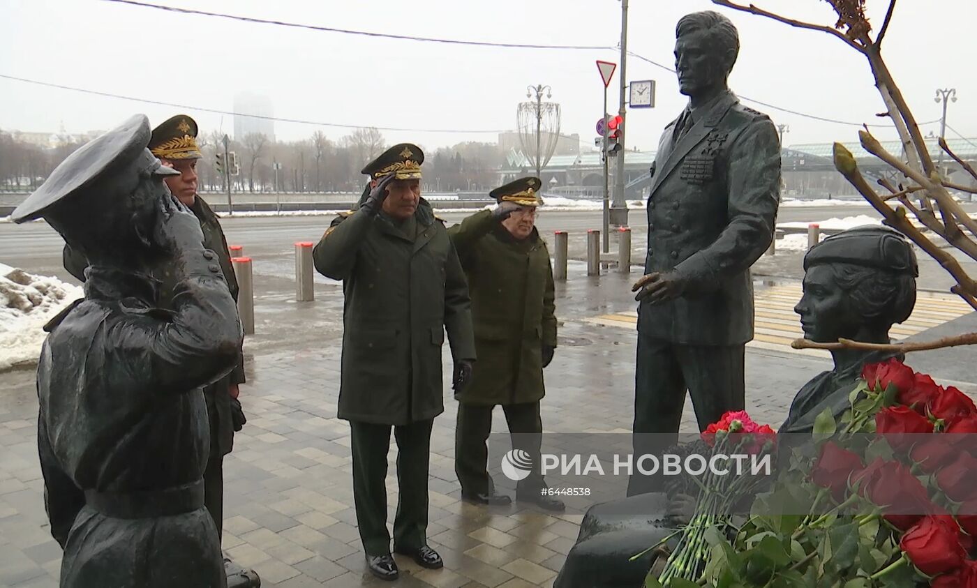 Умер актер Василий Лановой