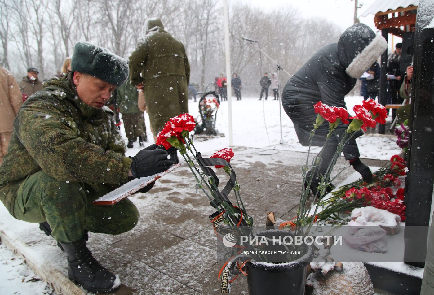 Памятный митинг в честь начала освобождения Углегорска от украинских войск