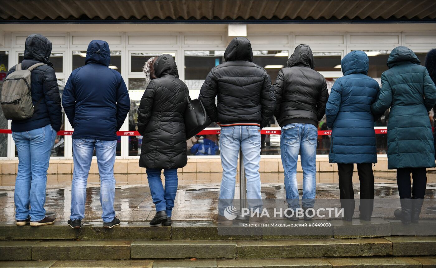 Заезд детей из регионов в лагерь "Артек"