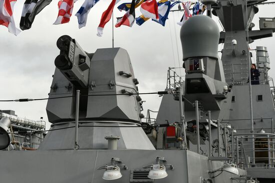 Принятие корабля "Грайворон" в состав Черноморского флота