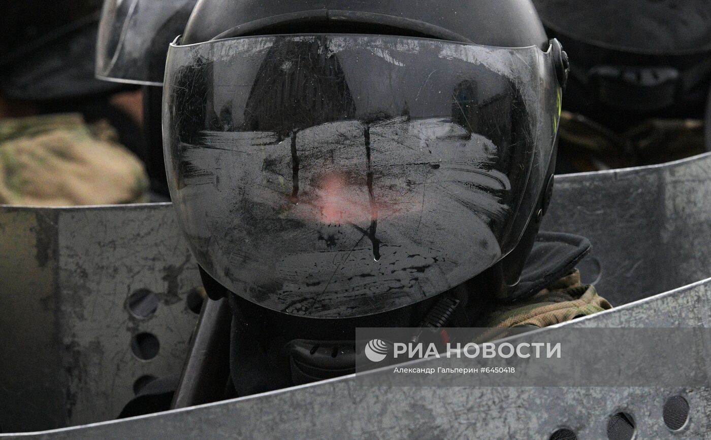 Несанкционированные акции протеста сторонников А. Навального