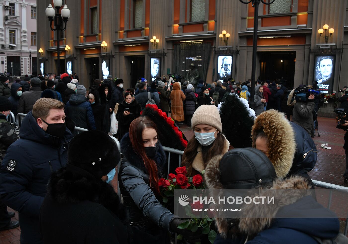 Прощание с народным артистом СССР Василием Лановым