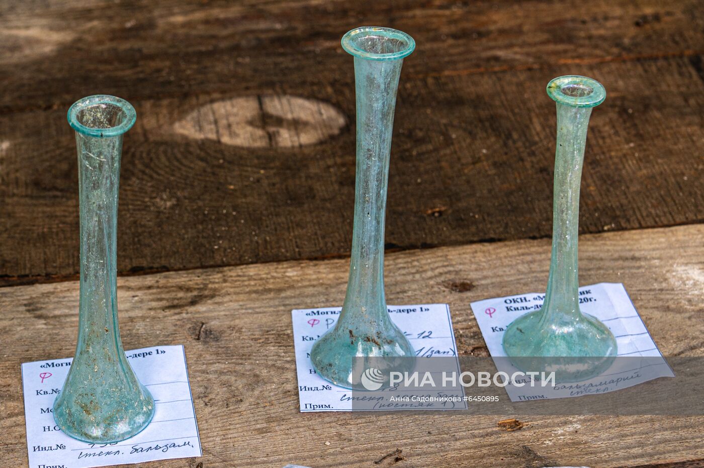 В Крыму обнаружили некрополь римского времени с антропоморфными надгробьями и стелами