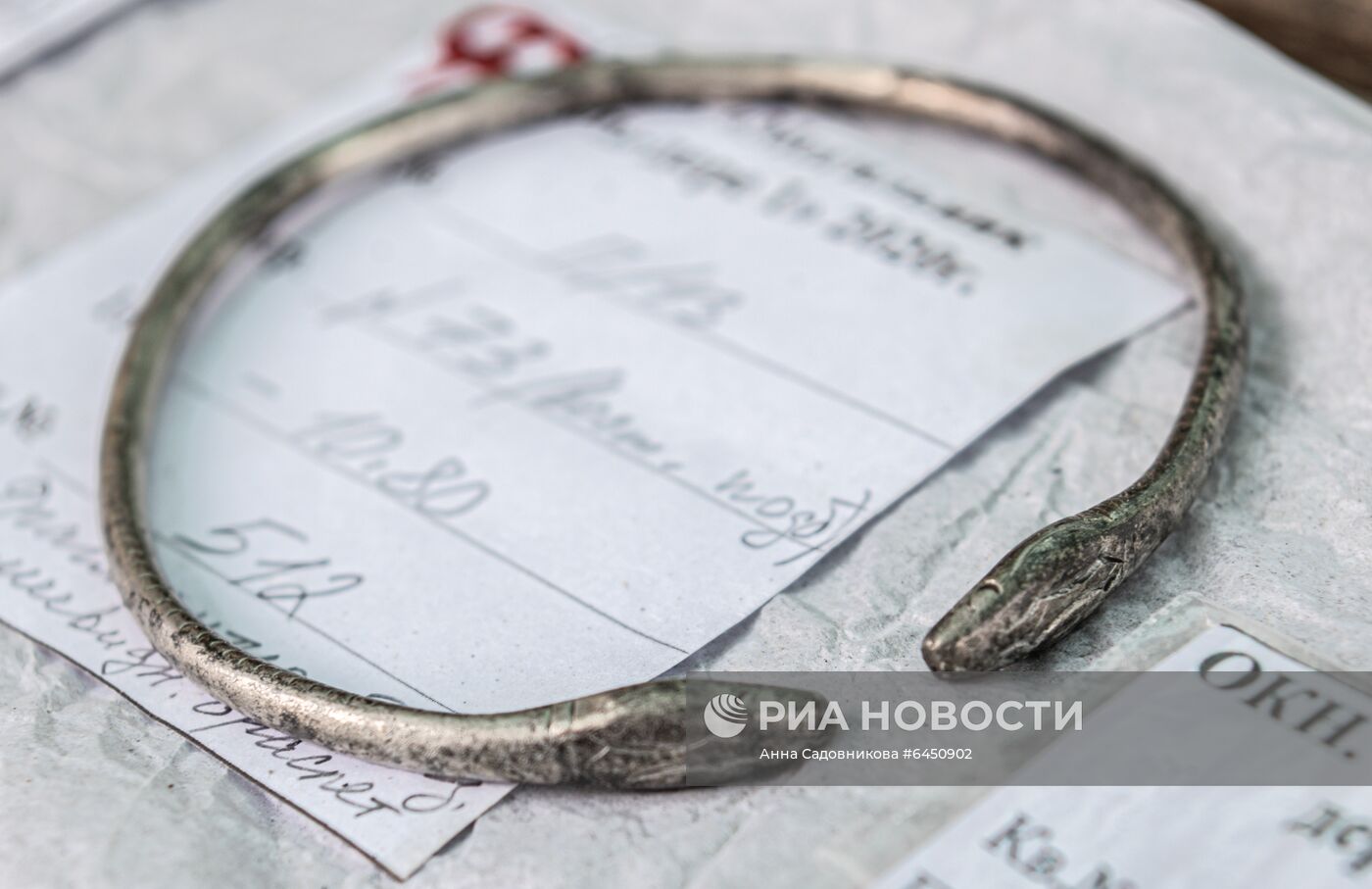 В Крыму обнаружили некрополь римского времени с антропоморфными надгробьями и стелами