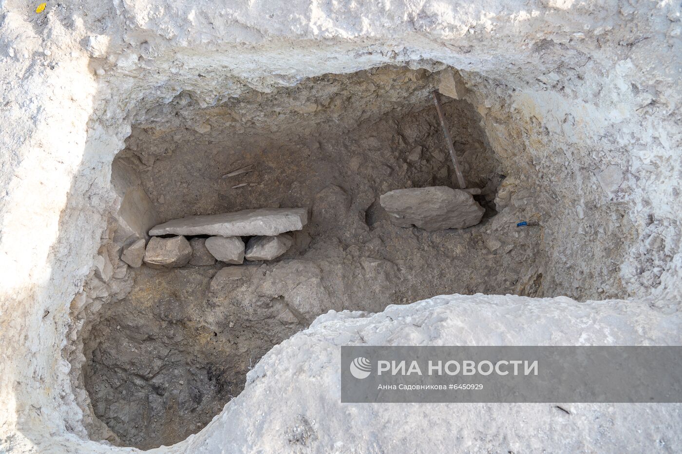 В Крыму обнаружили некрополь римского времени с антропоморфными надгробьями и стелами