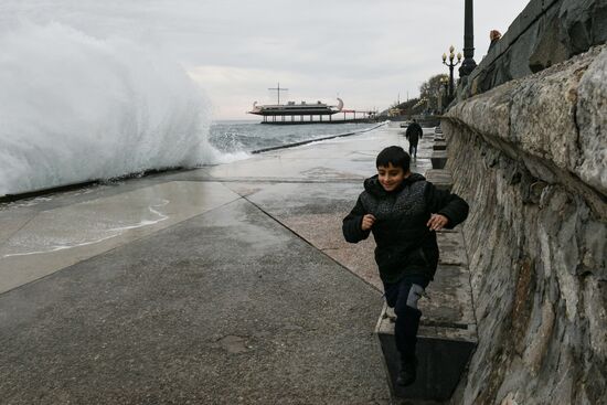 Ялта в феврале