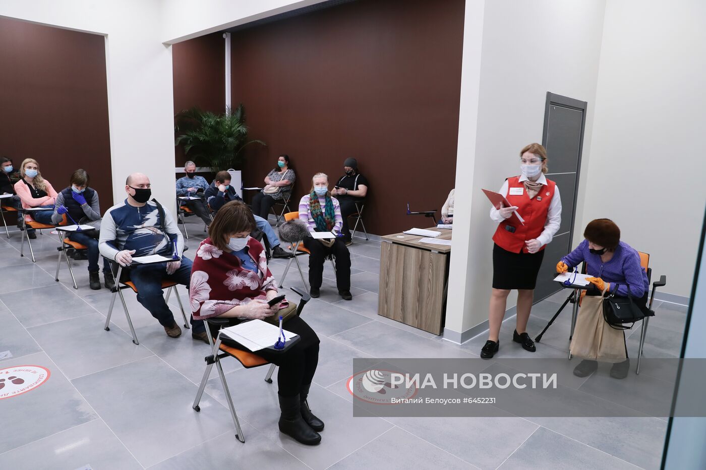 Вакцинация от COVID-19 в торговых центрах Москвы