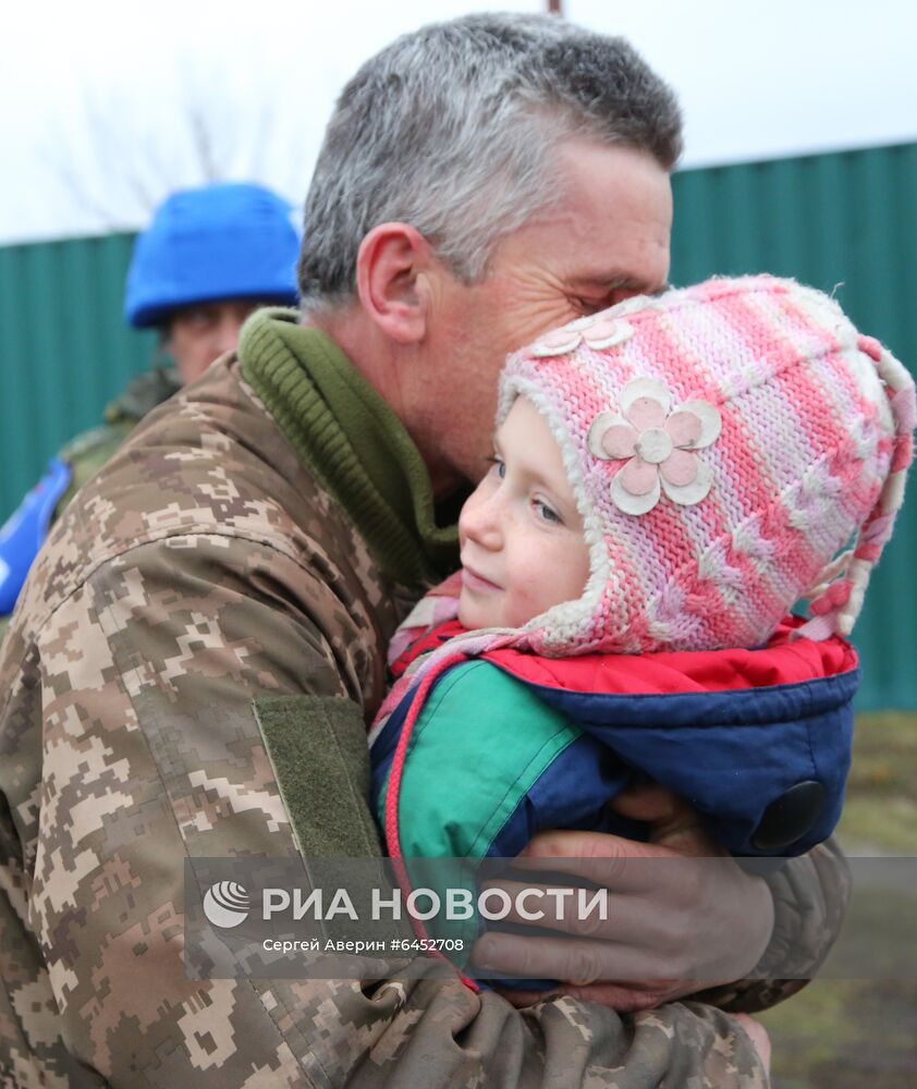 Последствия обстрела в Донецкой области