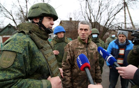 Последствия обстрела в Донецкой области