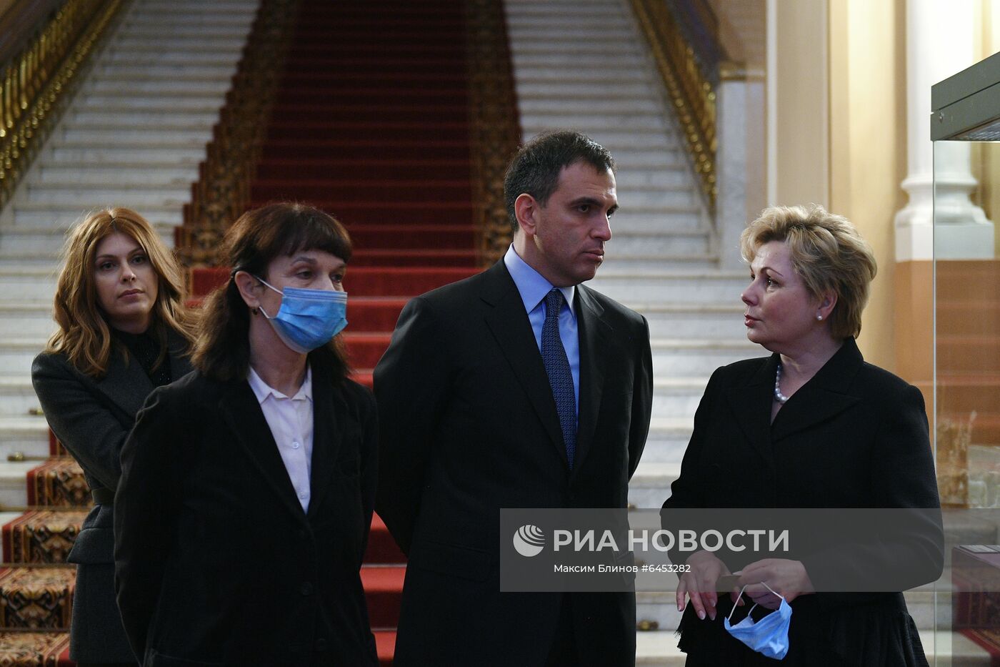 Выставка "Русская резная кость XVIII XIX веков" в Оружейной палате